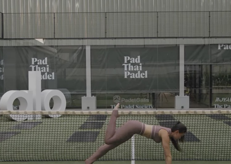 ALO branding on court at Pad Thai Padel